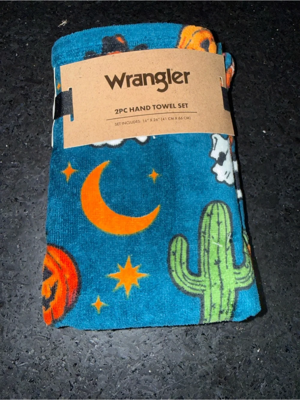 NEW WRANGLER 2 HAND TOWEL RICH NAVY BLUE HALLOWEEN WESTERN GHOST CACTUS THEME